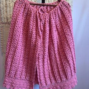 Elegant Pink Crochet Women's Cape